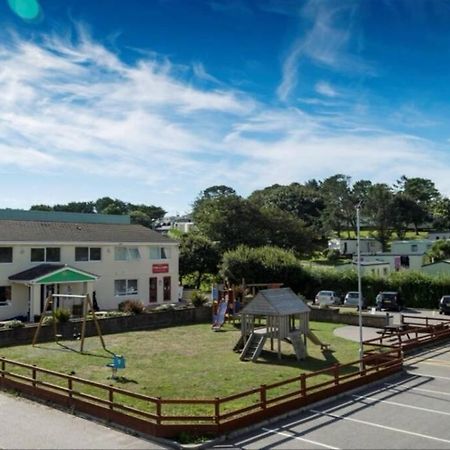 8 Sleep Chalet At Newquay Away Resorts Nb160 Kültér fotó