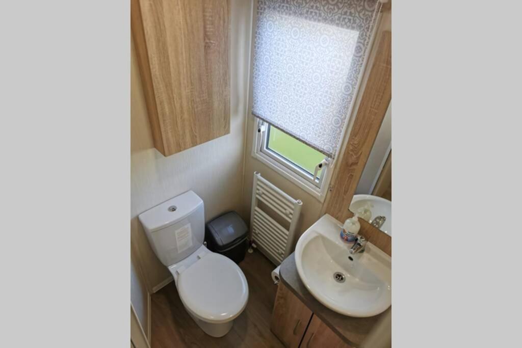 8 Sleep Chalet At Newquay Away Resorts Nb160 Kültér fotó
