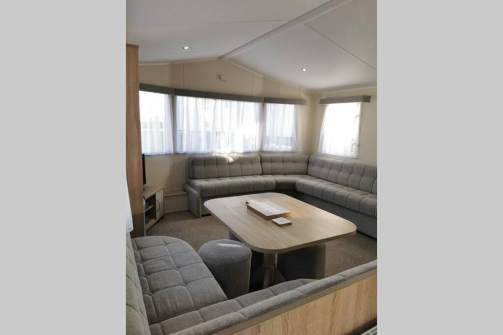 8 Sleep Chalet At Newquay Away Resorts Nb160 Kültér fotó
